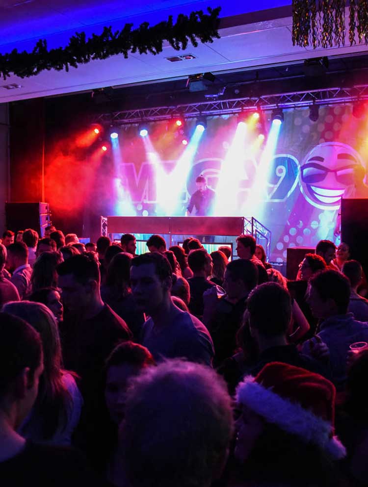 Allround drive-in shows boeken mobiel