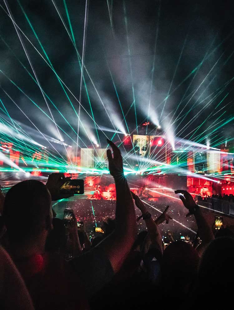 Trance DJ's boeken mobiel
