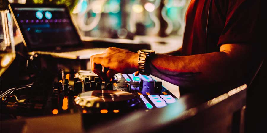 DJ set huren