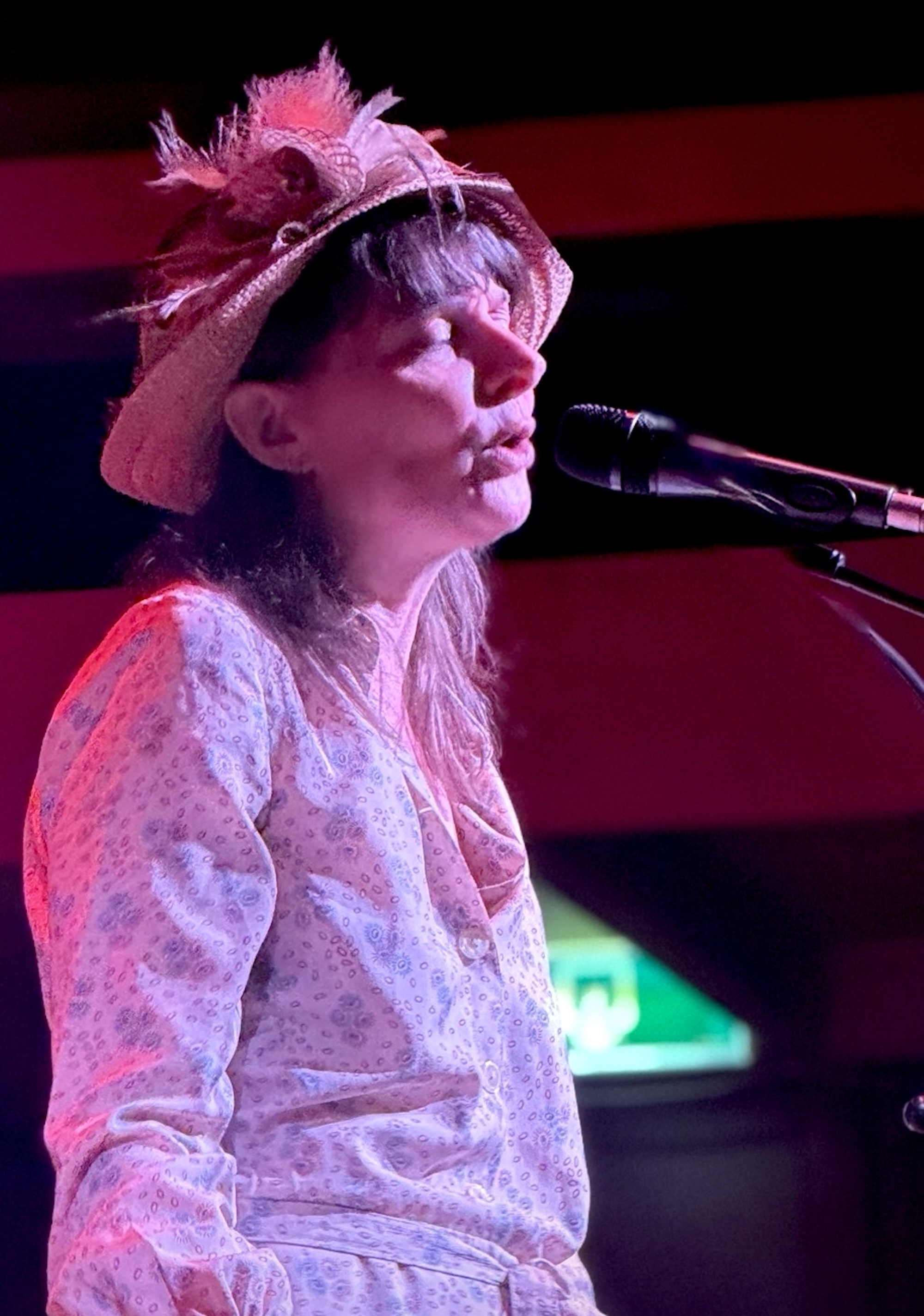 Mademoiselle Vague